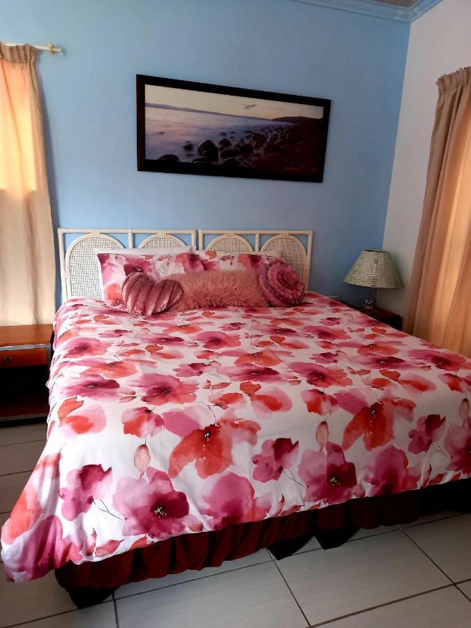 36 Df Strauss Street Apartman Kleinmond Kültér fotó