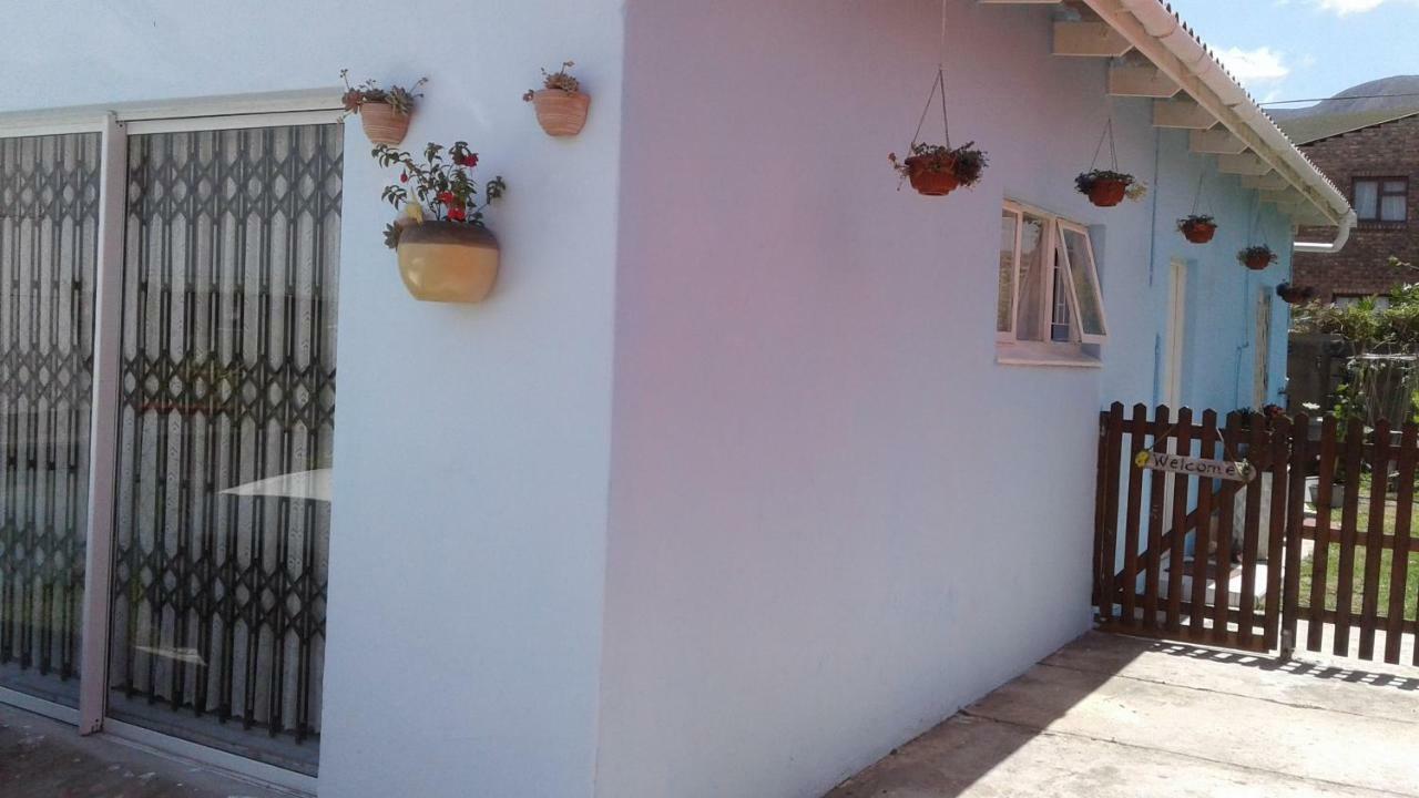 36 Df Strauss Street Apartman Kleinmond Kültér fotó